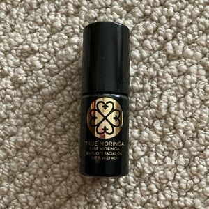 NEW True Moringa Pure Moringa Simplicity Facial Oil 0.17 fl oz NWOB